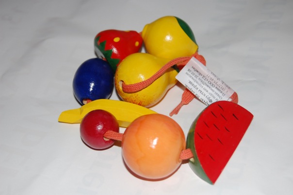 Бусы Фрукты 8 шт. (РНИ)